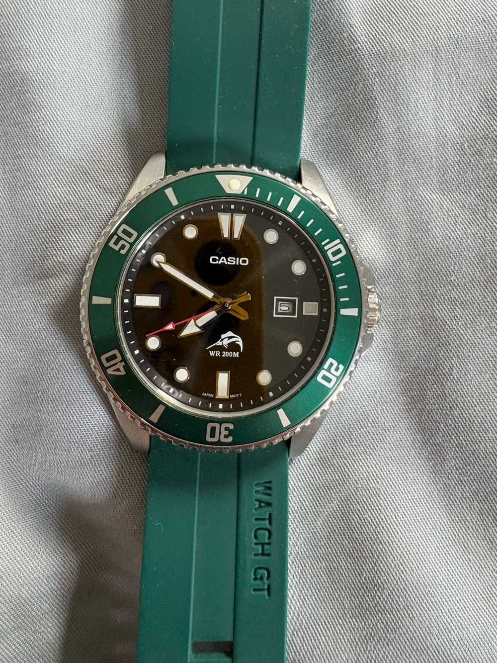 Casio MDV106B-1A3V Men's Green Duro 200M WR Watch Diver Analog Sports